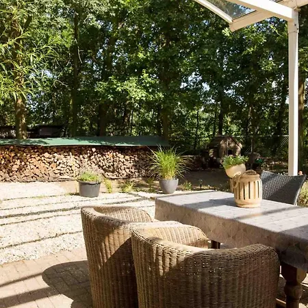 Beej Potters Bed & Breakfast