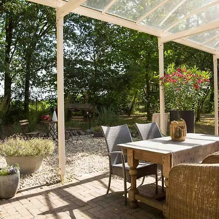 Beej Potters Bed & Breakfast