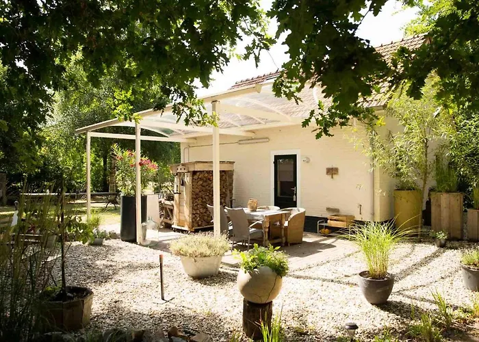 Alojamento de Acomodação e Pequeno-almoço Beej Potters